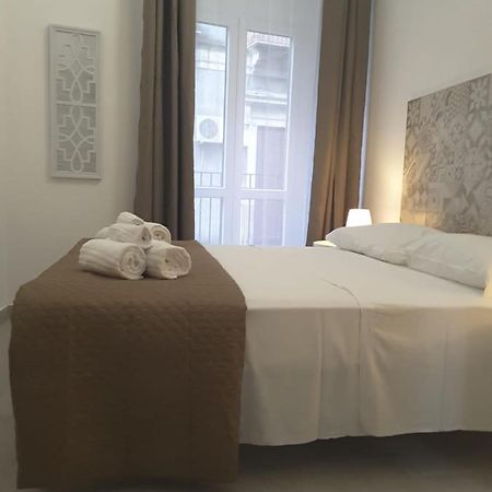 A Casa Dei 3 Apartment คาตาเนีย ภายนอก รูปภาพ